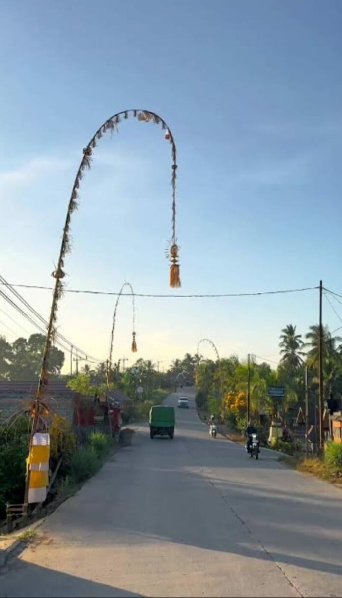 Jalan di Desa Kerta Buana. (Shavira Ramadhanita/RadarKukar)