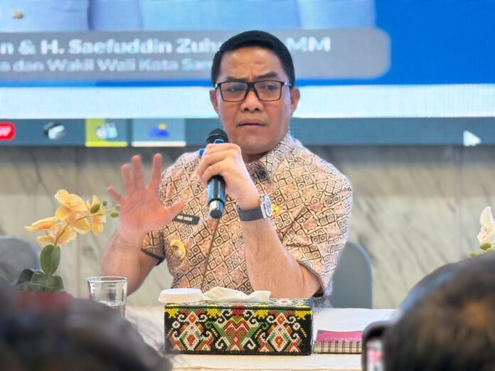 Wali kota Samarinda Andi Harun saat konferensi persnya. (Dok MKN)