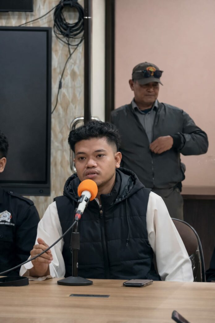 Koordinator Aliansi Mahasiswa dan Pemuda Pesisir Daerah, Erdin Syam. (Istimewa)
