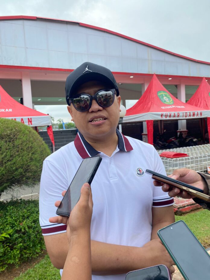 Plt Kepala Distransnaker Kukar, Dendy Irwan Fahriza. (Shavira Ramadhanita/RadarKukar)