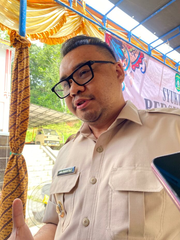 Bupati Kukar, dr Aulia Rahman Basri. (Shavira Ramadhanita/RadarKukar)
