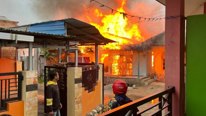 Kebakaran yang terjadi di Kampung Jawa, Bontang. (Dok MKN)