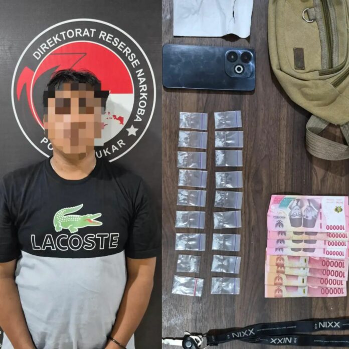 Pengedar sabu di Kelurahan Bukit Biru berhasil diamankan beserta barang bukti. (Istimewa)