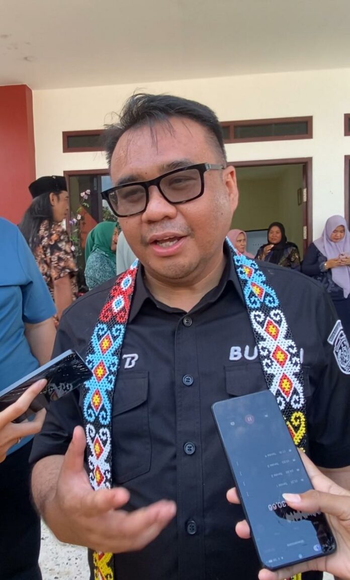 Bupati Kukar, dr Aulia Rahman Basri. (Shavira Ramadhanita/RadarKukar)